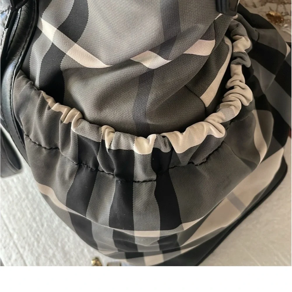 Burberry✨Luxury Nova Diaper or Tote Bag